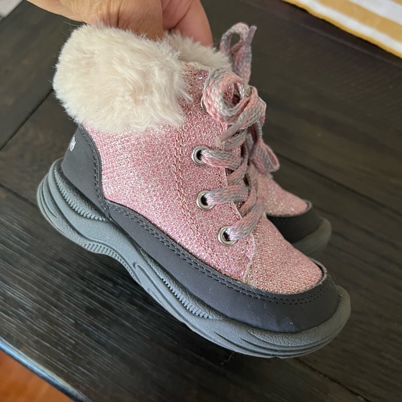 OshKosh Snow Boots - Picture 7 of 7